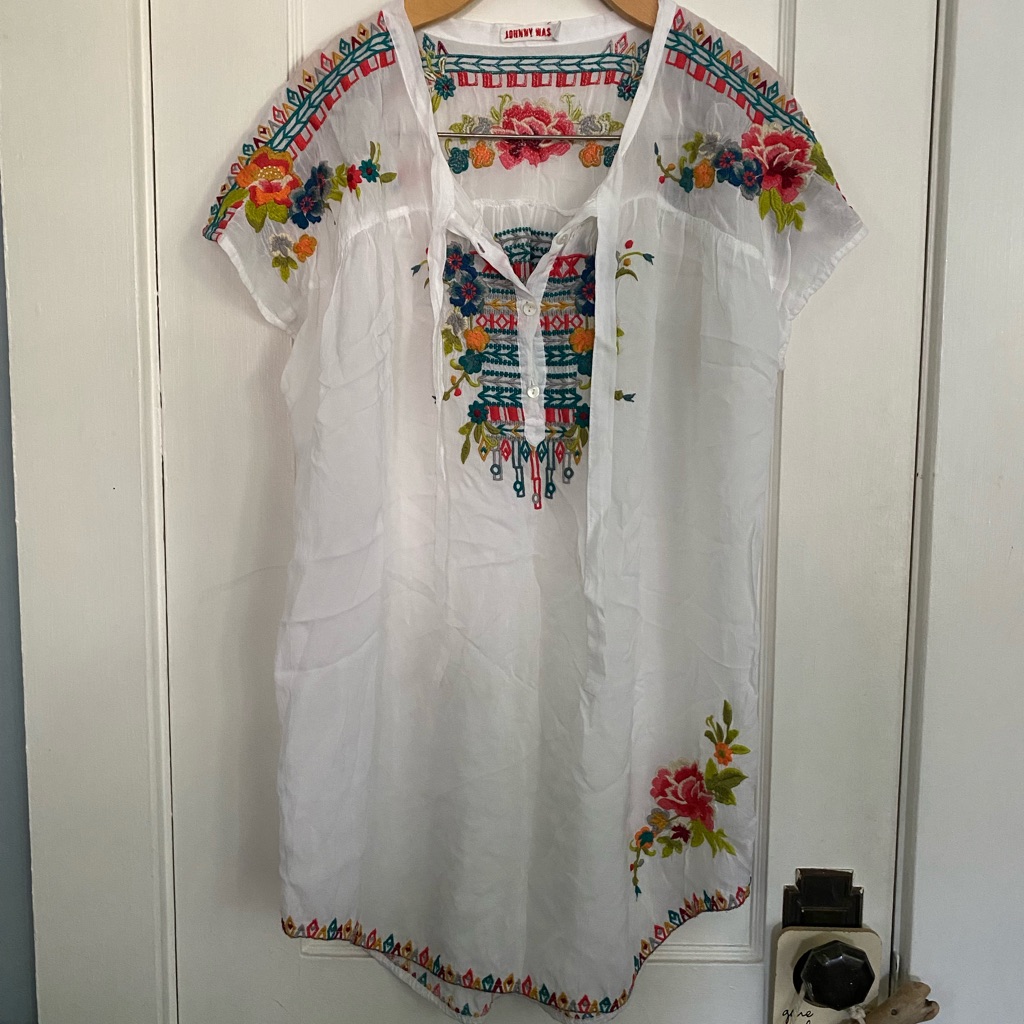 Johnny Was Floral Embroidered Tunic